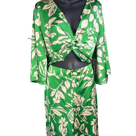 Zara green cream floral satiny jumpsuit V-neckline knot detail waist cut-outs - Picture 4 of 11